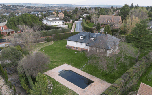 Chalet independiente en venta en Ciudalcampo