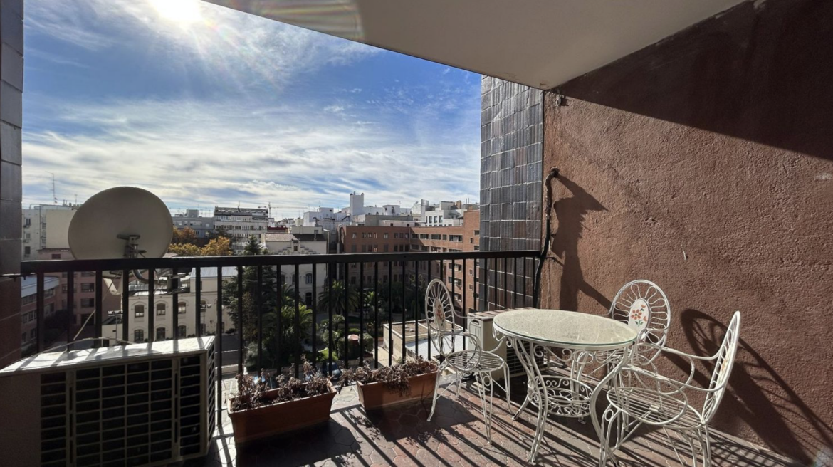 Piso en venta en Cristóbal Bordiú