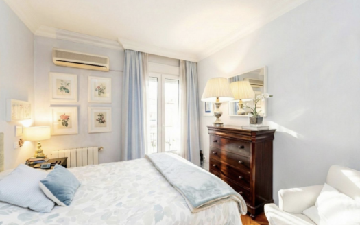 Piso en venta en Calle Ponzano