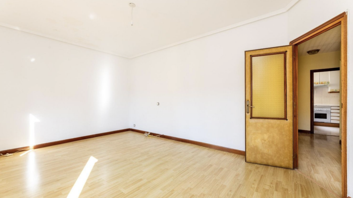 Piso en venta en Bretón de los Herreros