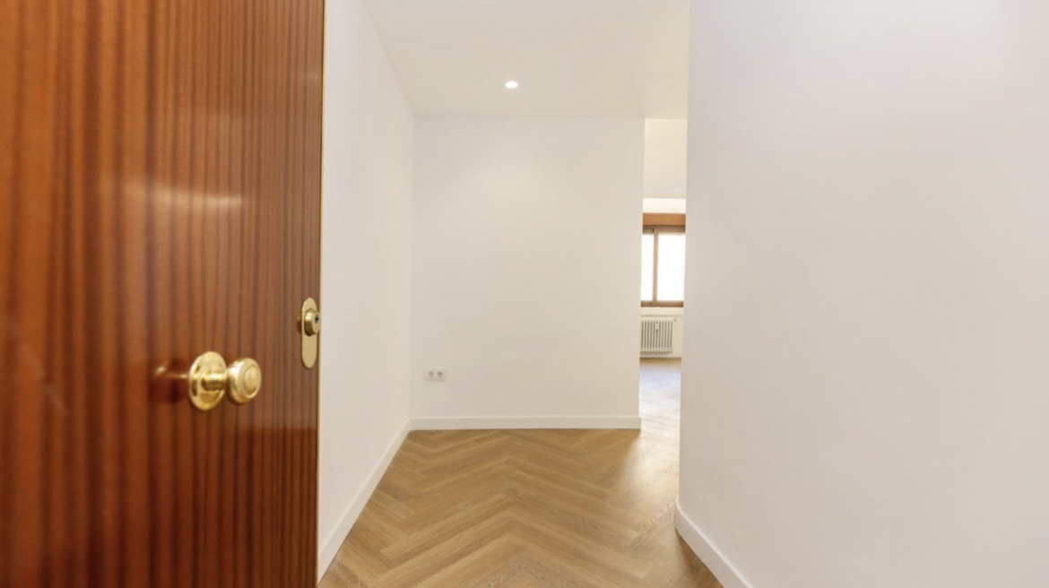 Piso en venta en Calle Alcalá