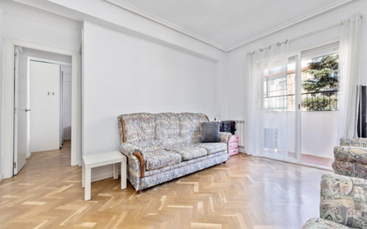 Piso en venta en Calle Torrelaguna