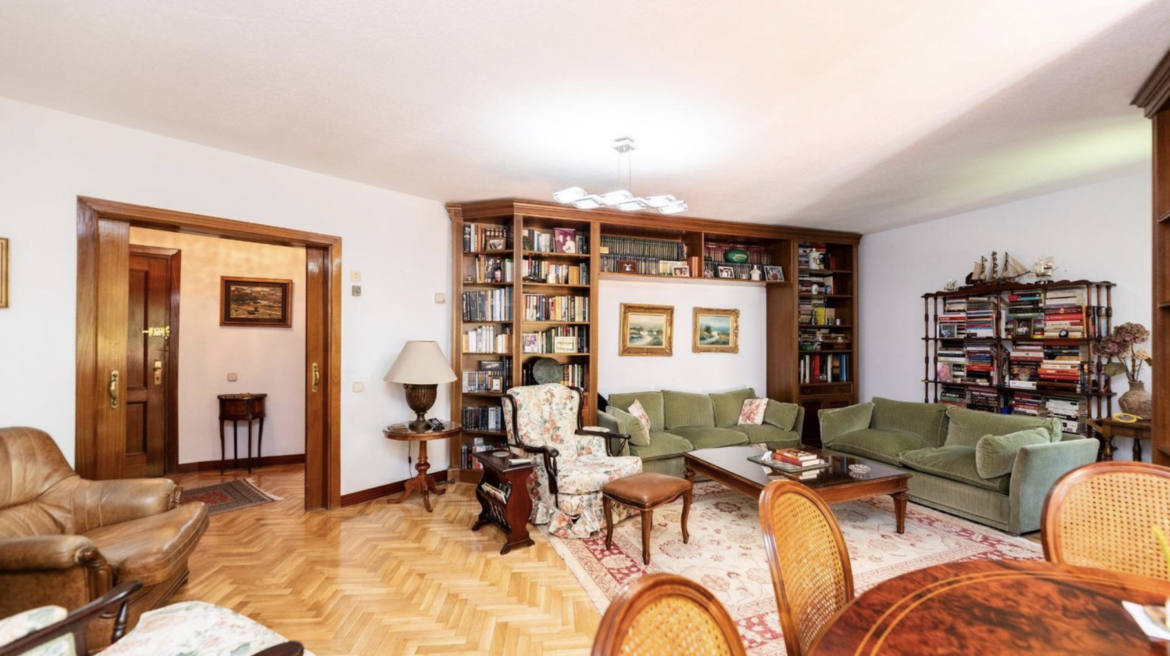 Piso en venta en Avenida España, Majadahonda